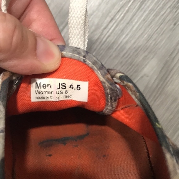 VANS ASPCA KITTY Classic Lace Up Sneakers size 6 - Picture 10 of 10